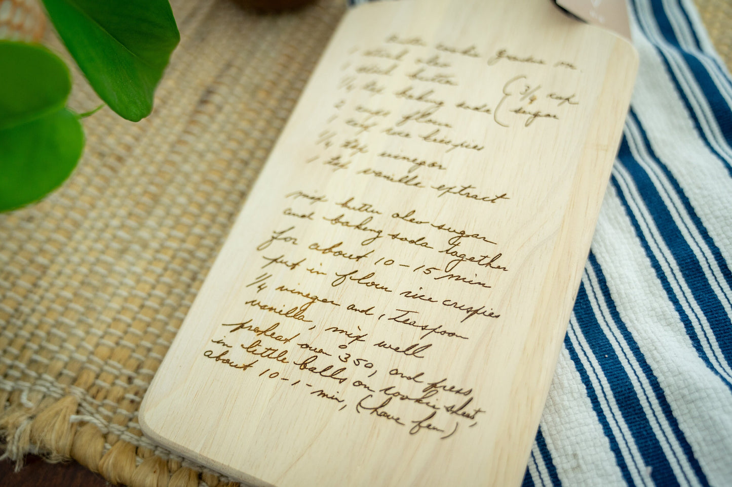 Regular Size Personalized Cutting Board with Handwritten Recipe | Cutting Board With Recipe Gift | Great Gift For Mother's Day