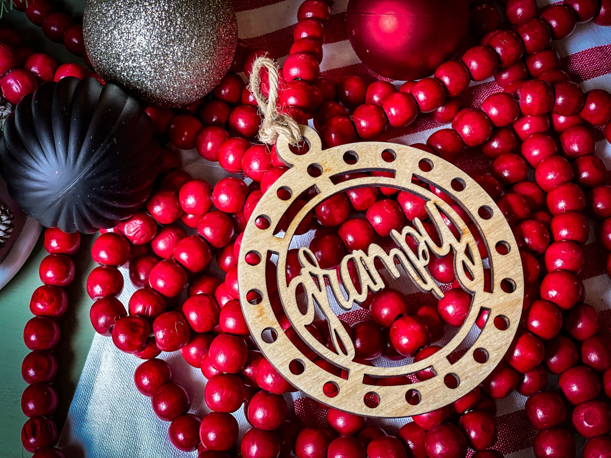 Wood Christmas Tree Ornaments | Gigi | Gram | Grampy | Dad | Mom | Papa | Nana | Mama | Holiday Decoration | Handmade Christmas Gift