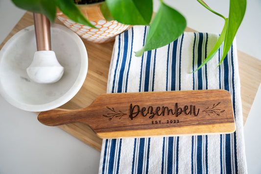 Small Custom Cutting Board, Engraved Wedding Cutting Board, Engraved Anniversary Gift, Personalized Wedding,Custom Wooden Mother's Day Gift