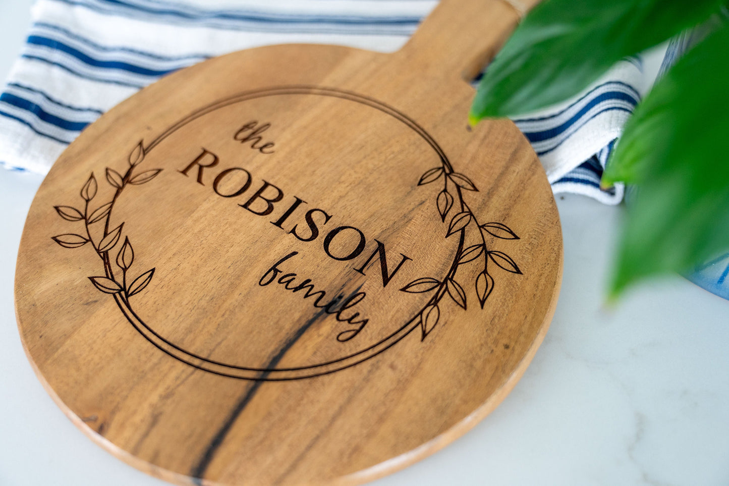Personalized Acacia Wood Cutting Board: Engraved Family Name