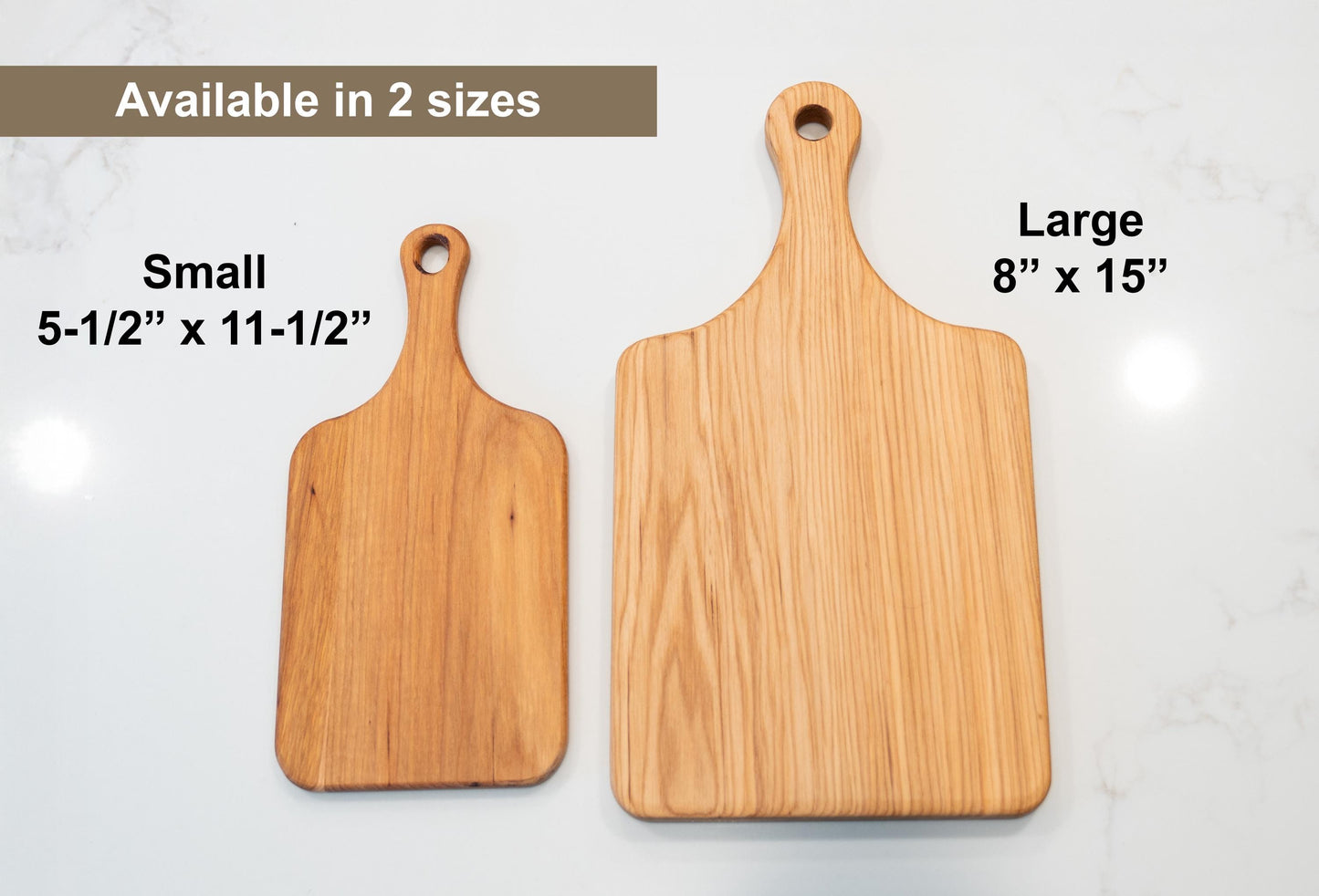 Custom handwritten recipe display on wood cutting board, perfect for kitchen decor and wall decoration. Laser engraving preserves family heirlooms and grandmother keepsakes as heritage kitchen art. A unique memorial gift idea featuring personalized design and engraving for a timeless display and keepsake.