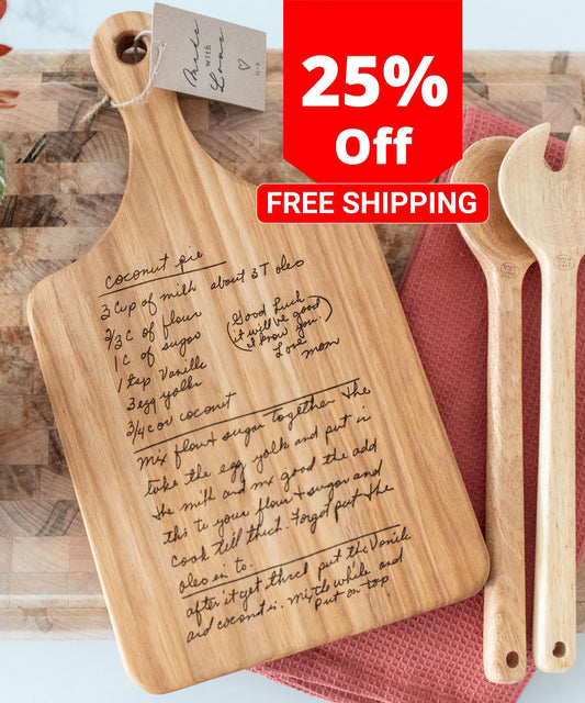 Custom handwritten recipe display on wood cutting board, perfect for kitchen decor and wall decoration. Laser engraving preserves family heirlooms and grandmother keepsakes as heritage kitchen art. A unique memorial gift idea featuring personalized design and engraving for a timeless display and keepsake.