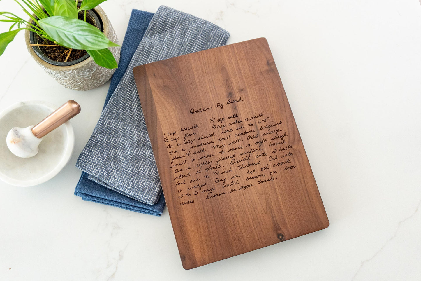 Personalized Handwritten Recipe Engraved Walnut Cutting Board: Personalized Kitchen Decor - Christmas Gift